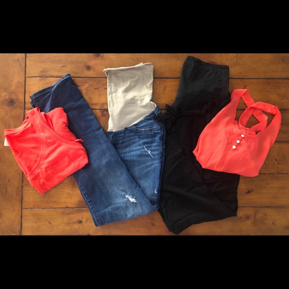 Size Large Maternity Clothing Bundle EUC